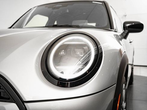 Used 2026 MINI Cooper 4-Door Hardtop FWD image 16