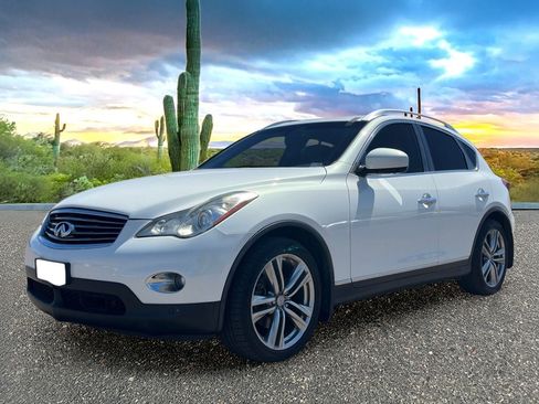 Used 2011 INFINITI EX35 Journey w/ Technology Pkg AWD/4WD image 2