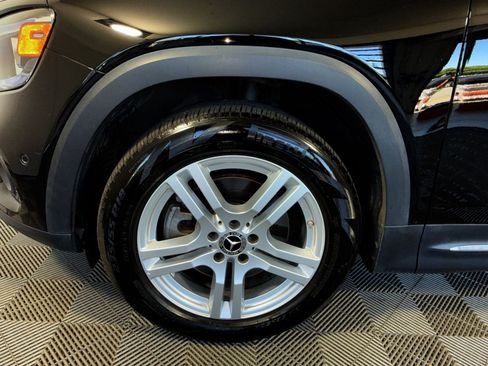 Used 2023 Mercedes-Benz GLB 250 4MATIC image 12