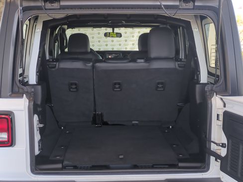 Certified 2021 Jeep Wrangler Unlimited Sport image 15