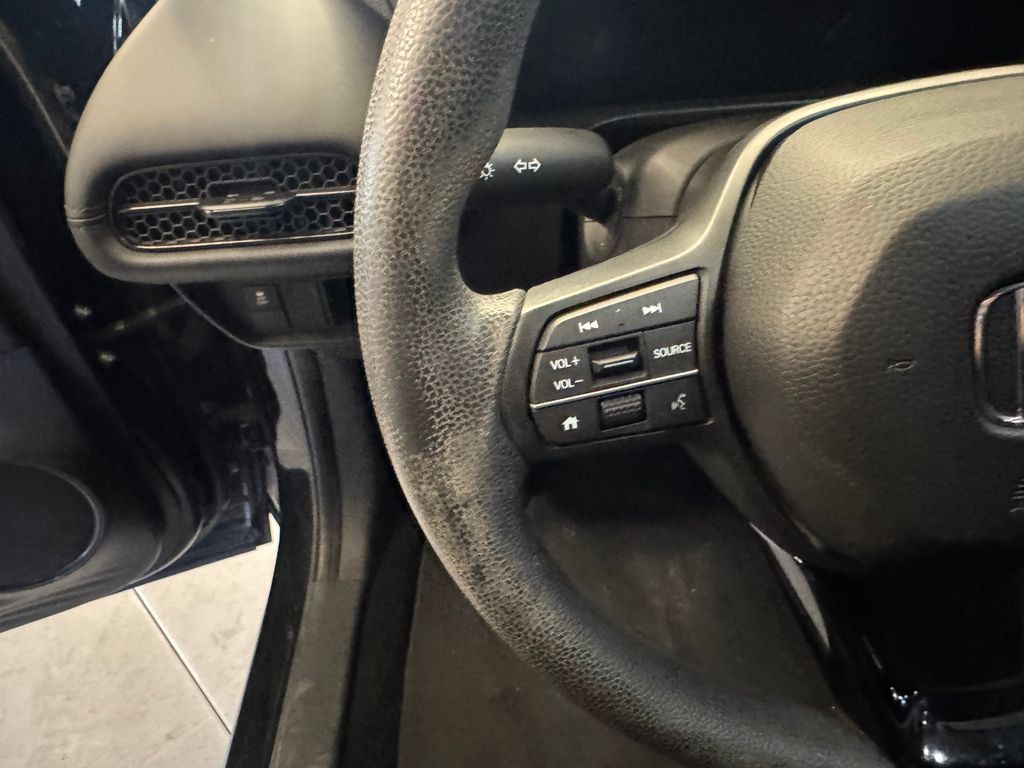 Used 2024 Honda HR-V LX image 12