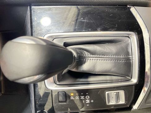 Used 2024 MAZDA CX-5 AWD 2.5 S w/ Select Package image 17