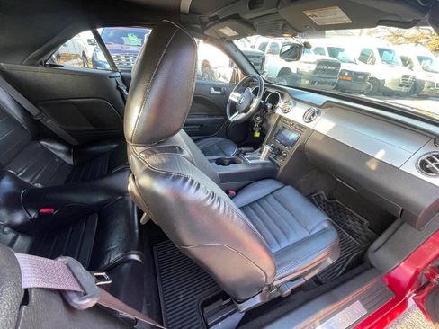 Used 2006 Ford Mustang GT image 35