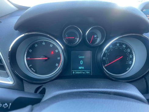 Used 2015 Buick Encore FWD image 9