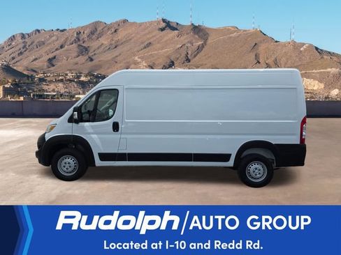 Used 2026 RAM ProMaster 2500 w/ Convenience Group FWD image 2