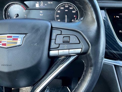 Used 2024 Cadillac XT6 Premium Luxury image 47