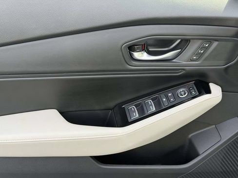Certified 2025 Honda Accord Touring image 6