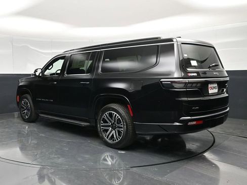 New 2026 Jeep Grand Wagoneer L 4WD image 8