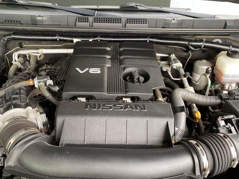 Certified 2022 Nissan Frontier SV AWD/4WD image 39