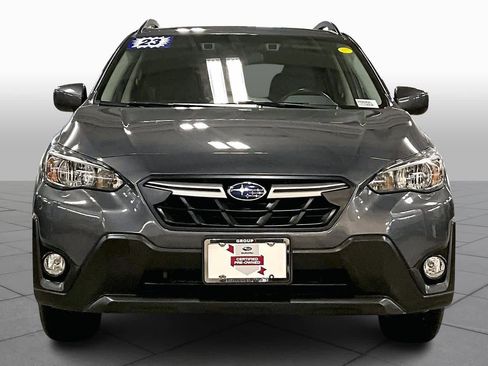 Certified 2023 Subaru Crosstrek 2.0i Premium image 3