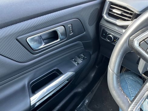 Used 2024 Ford Mustang Premium image 20