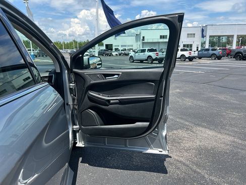 Certified 2024 Ford Edge SEL AWD/4WD image 21