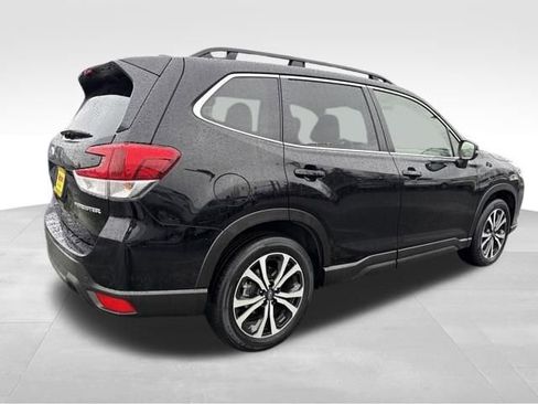 Used 2023 Subaru Forester Limited image 10