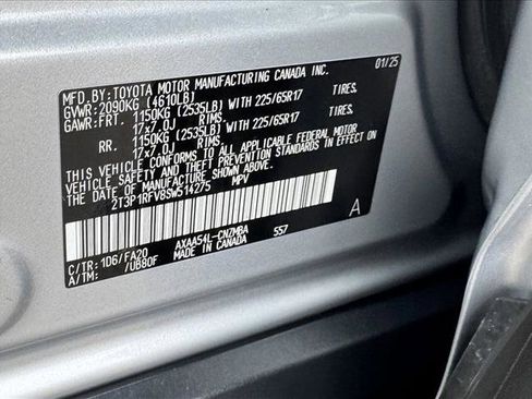 Used 2025 Toyota RAV4 XLE AWD/4WD image 22