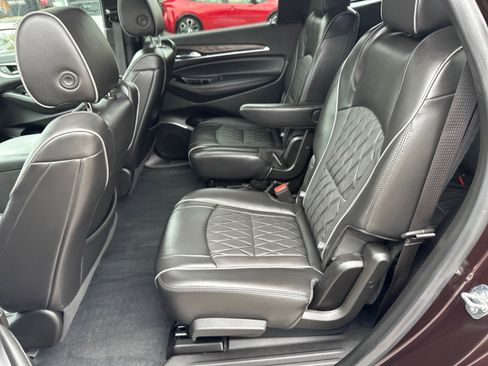 Used 2022 Buick Enclave Avenir w/ Trailering Package, 5000 lbs. AWD/4WD image 21
