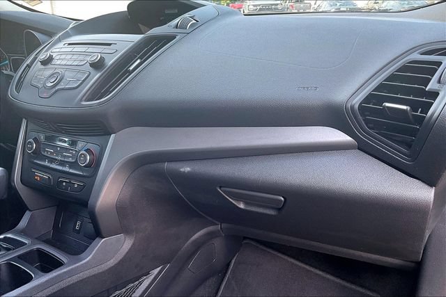 Used 2017 Ford Escape SE AWD/4WD image 15