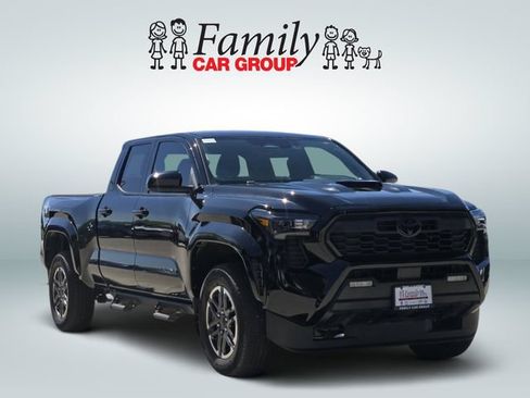 Used 2024 Toyota Tacoma TRD Sport RWD image 2