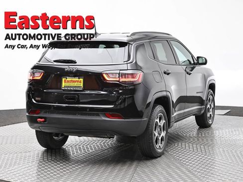 Used 2022 Jeep Compass Trailhawk w/ Trailhawk Elite Group image 5