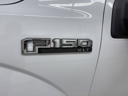 Used 2017 Ford F150 XLT w/ Trailer Tow Package image 22