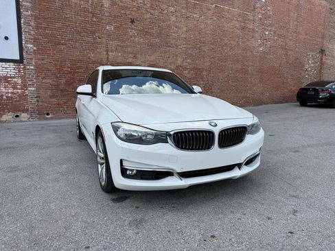 Used 2016 BMW 328i Gran Turismo xDrive AWD/4WD image 2