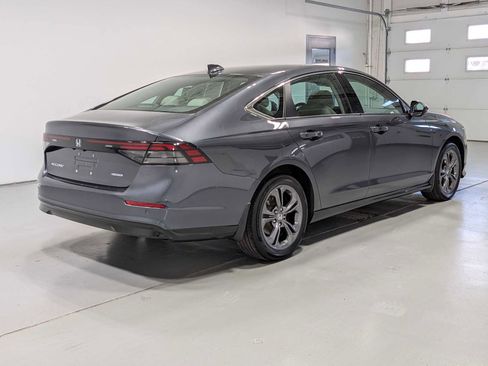 Used 2024 Honda Accord EX-L image 8
