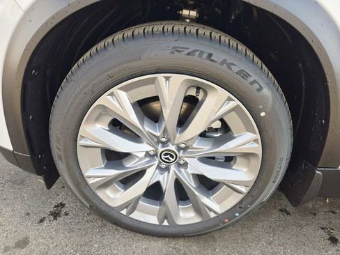 New 2026 MAZDA CX-90 Plug-In Hybrid w/ Preferred image 17