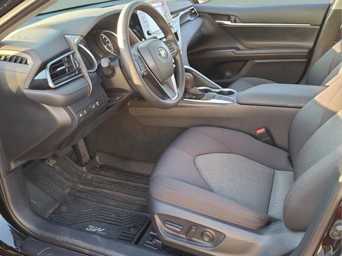 Used 2024 Toyota Camry LE image 13