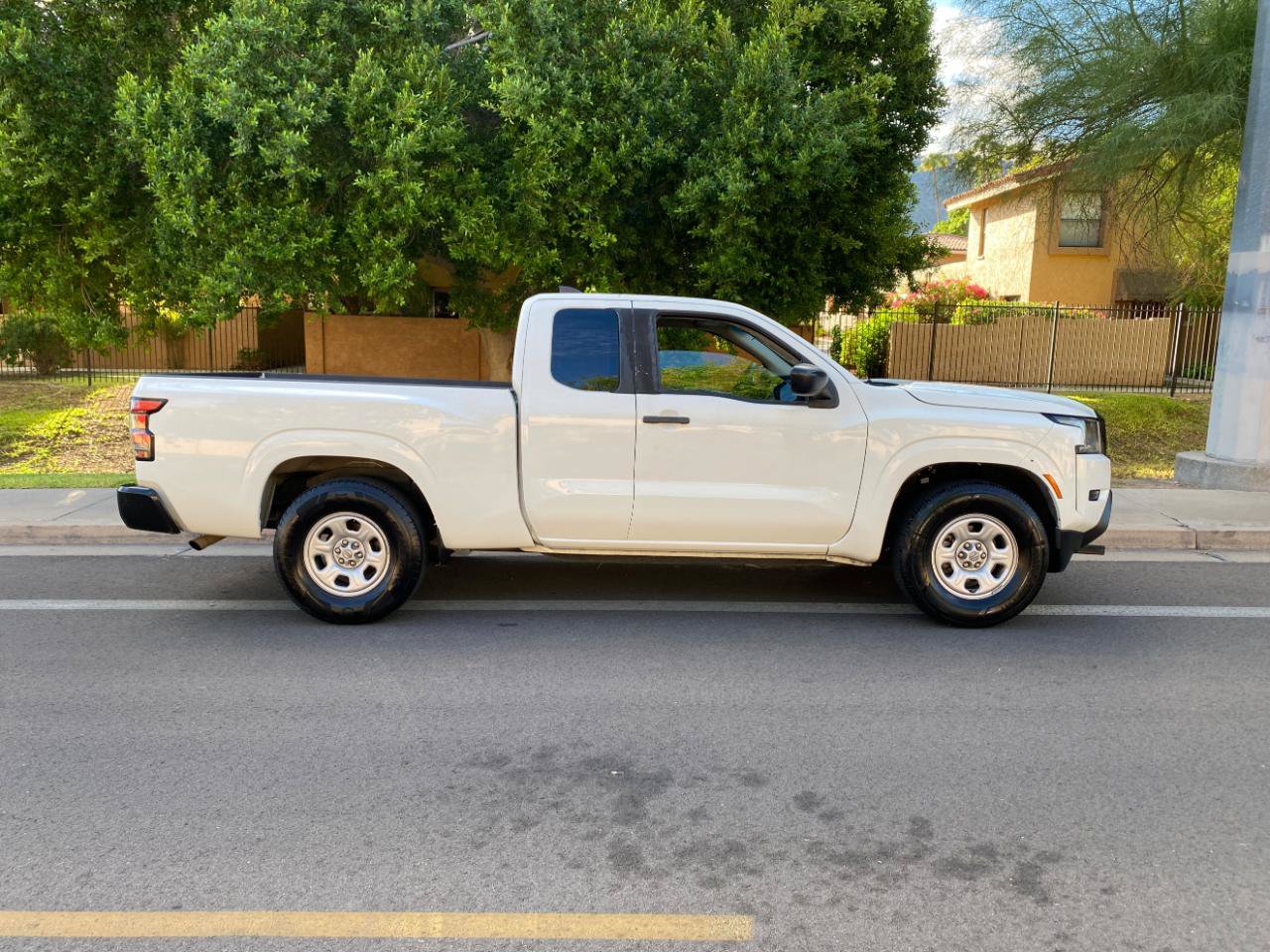 Used 2024 Nissan Frontier S RWD image 8