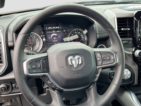 Used 2025 RAM 1500 Laramie image 11