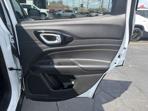 Used 2023 Jeep Compass Altitude image 16