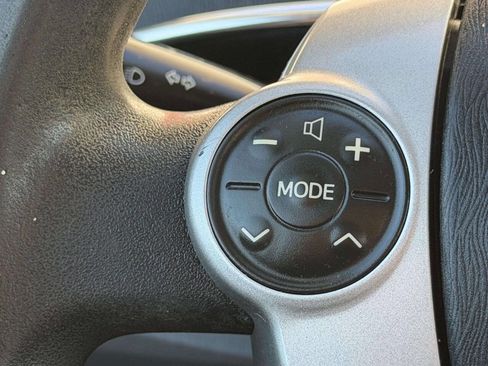 Used 2011 Toyota Prius Five image 35