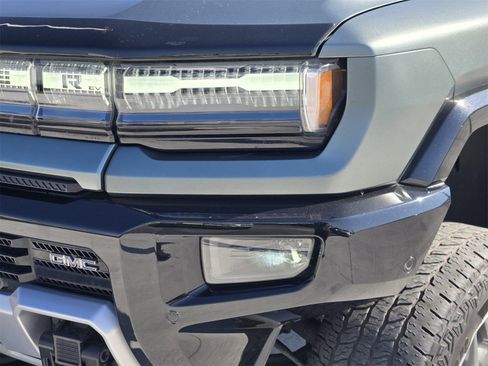 Used 2024 GMC Hummer EV 3X image 10