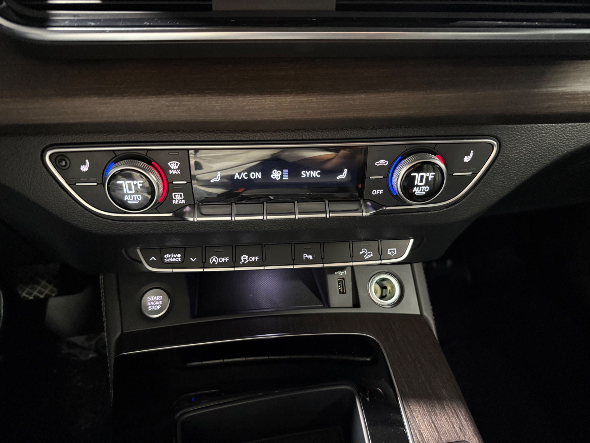 Used 2023 Audi Q5 2.0T Premium Plus w/ Premium Plus Package AWD/4WD image 39