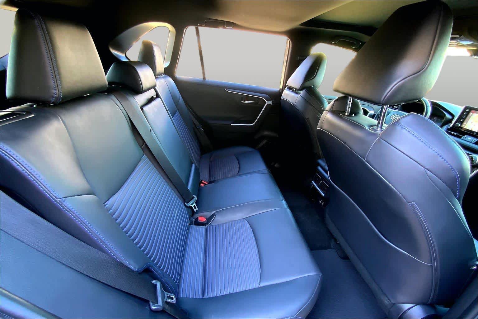 Used 2020 Toyota RAV4 XSE AWD/4WD image 20