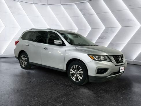 Used 2020 Nissan Pathfinder SL AWD/4WD image 1
