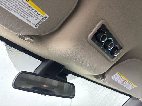 Used 2024 Chevrolet Express 3500 LT w/ LT Preferred Equipment Group image 17