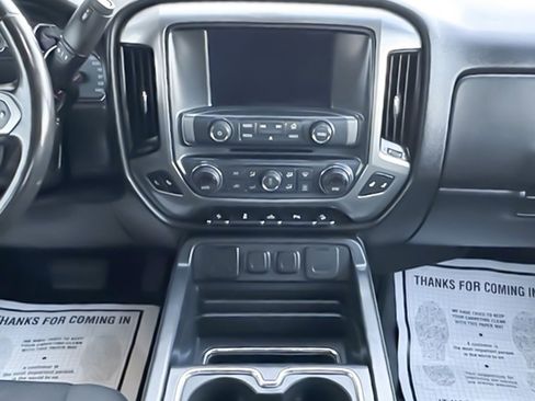 Used 2018 Chevrolet Silverado 2500 LT w/ LT Convenience Package AWD/4WD image 17
