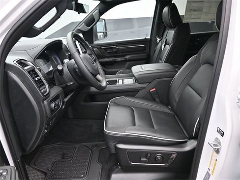 New 2025 RAM 1500 Limited image 14