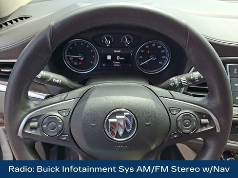 Used 2021 Buick Enclave Essence w/ Sound and Sites Package AWD/4WD image 4
