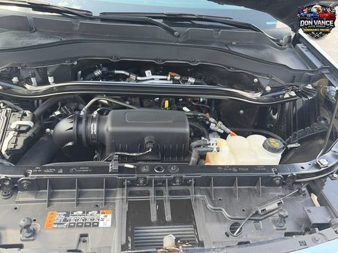 Used 2023 Ford Explorer Limited w/ Limited Technology Package RWD image 23