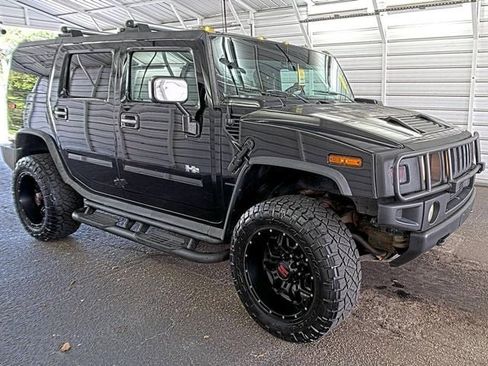 Used 2004 HUMMER H2 w/ Preferred Equipment Group AWD/4WD image 4