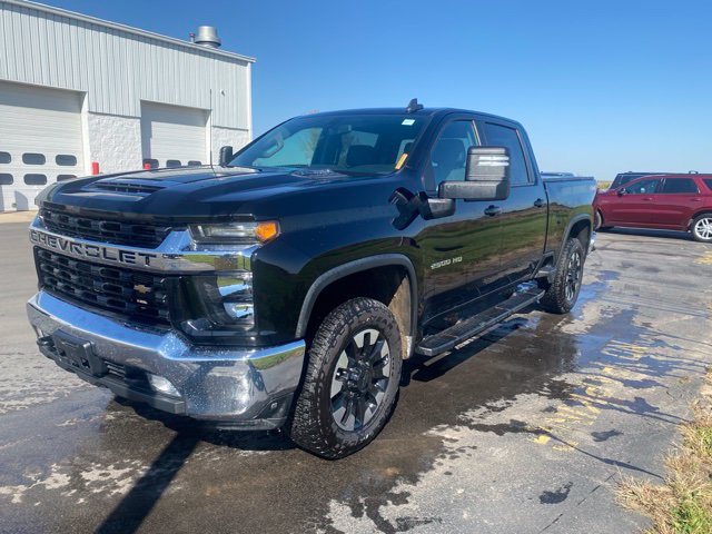 Used 2020 Chevrolet Silverado 2500 LT w/ Convenience Package AWD/4WD image 6