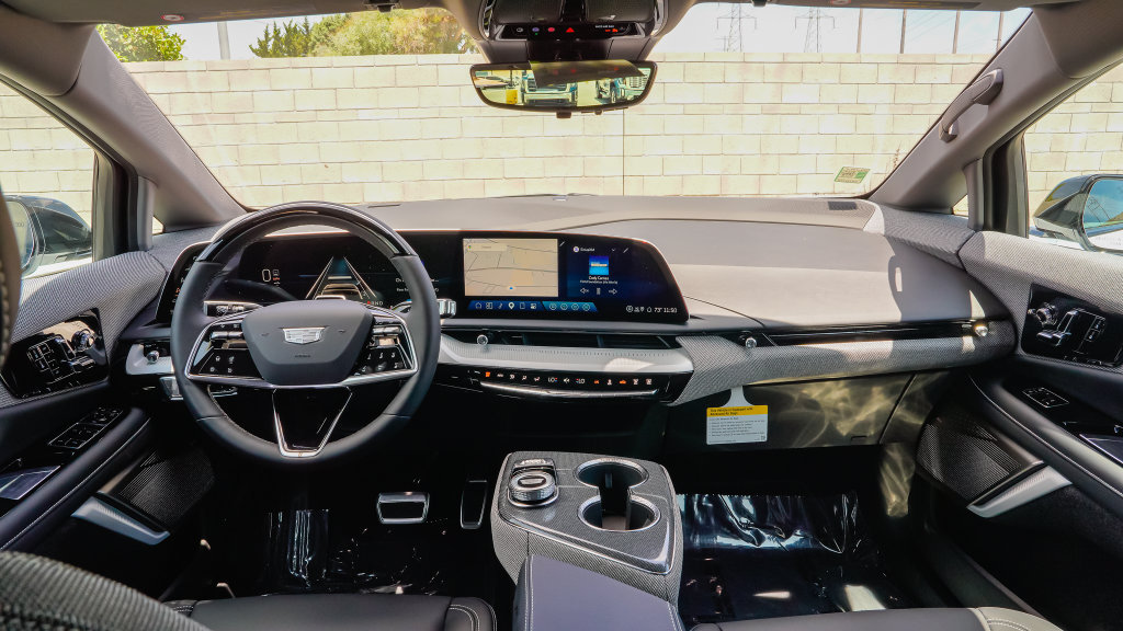 New 2027 Cadillac Optiq Sport RWD image 10