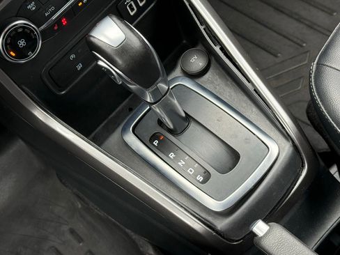 Used 2019 Ford EcoSport SES w/ SES Black Appearance Package image 25