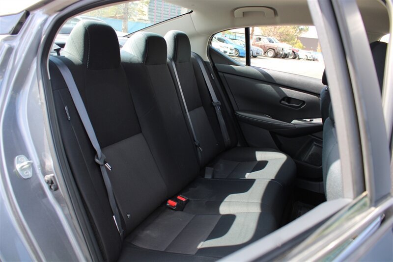 Used 2024 Nissan Sentra SV FWD image 23