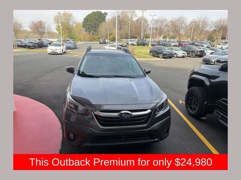 Used 2022 Subaru Outback Premium image 1