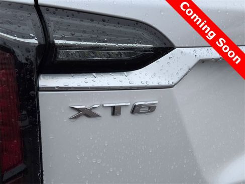 Used 2025 Cadillac XT6 Sport w/ LPO, Floor Liner Package image 12