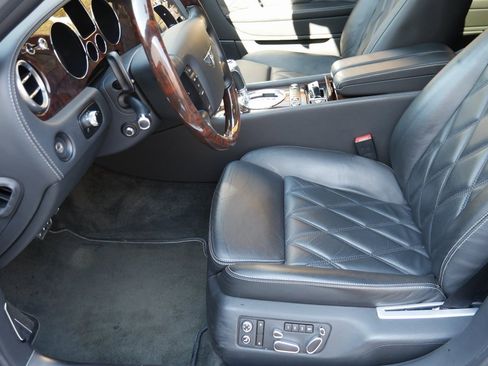 Used 2008 Bentley Flying Spur Flying Spur image 8