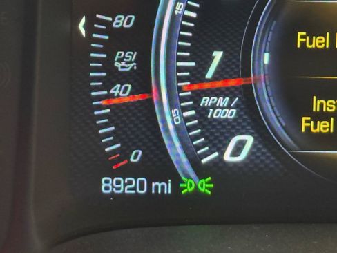 Used 2018 Chevrolet Corvette Z06 RWD image 16