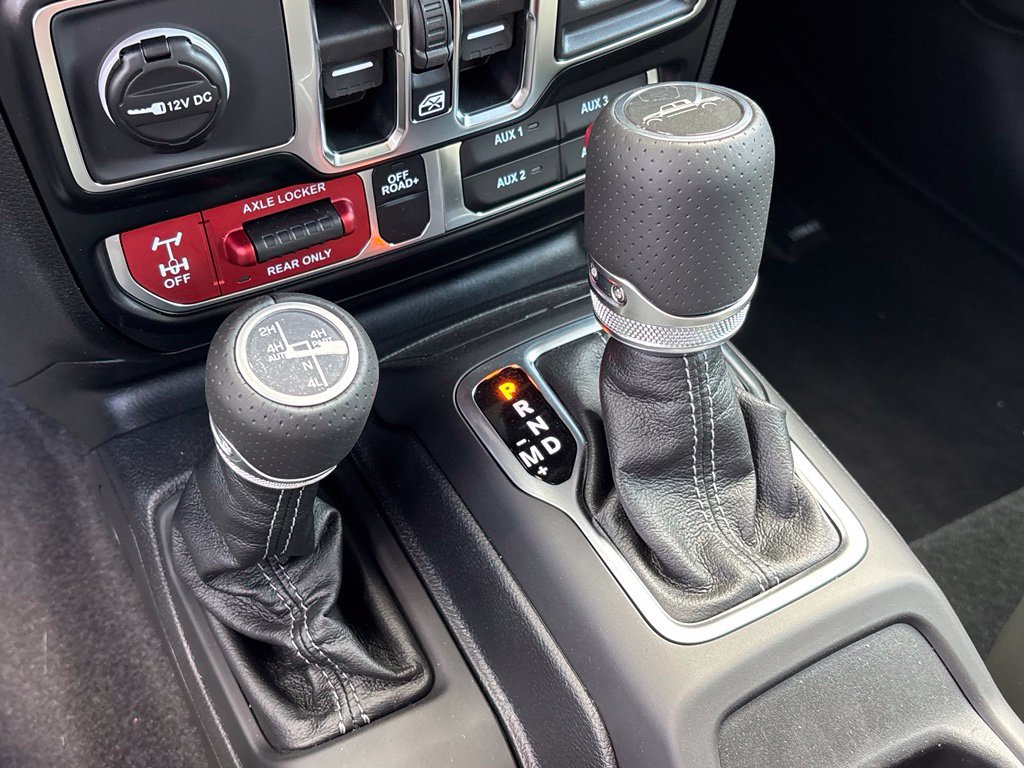 New 2026 Jeep Gladiator Mojave AWD/4WD image 15